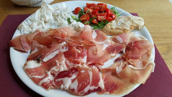 Southeast Cafe Wine & Food